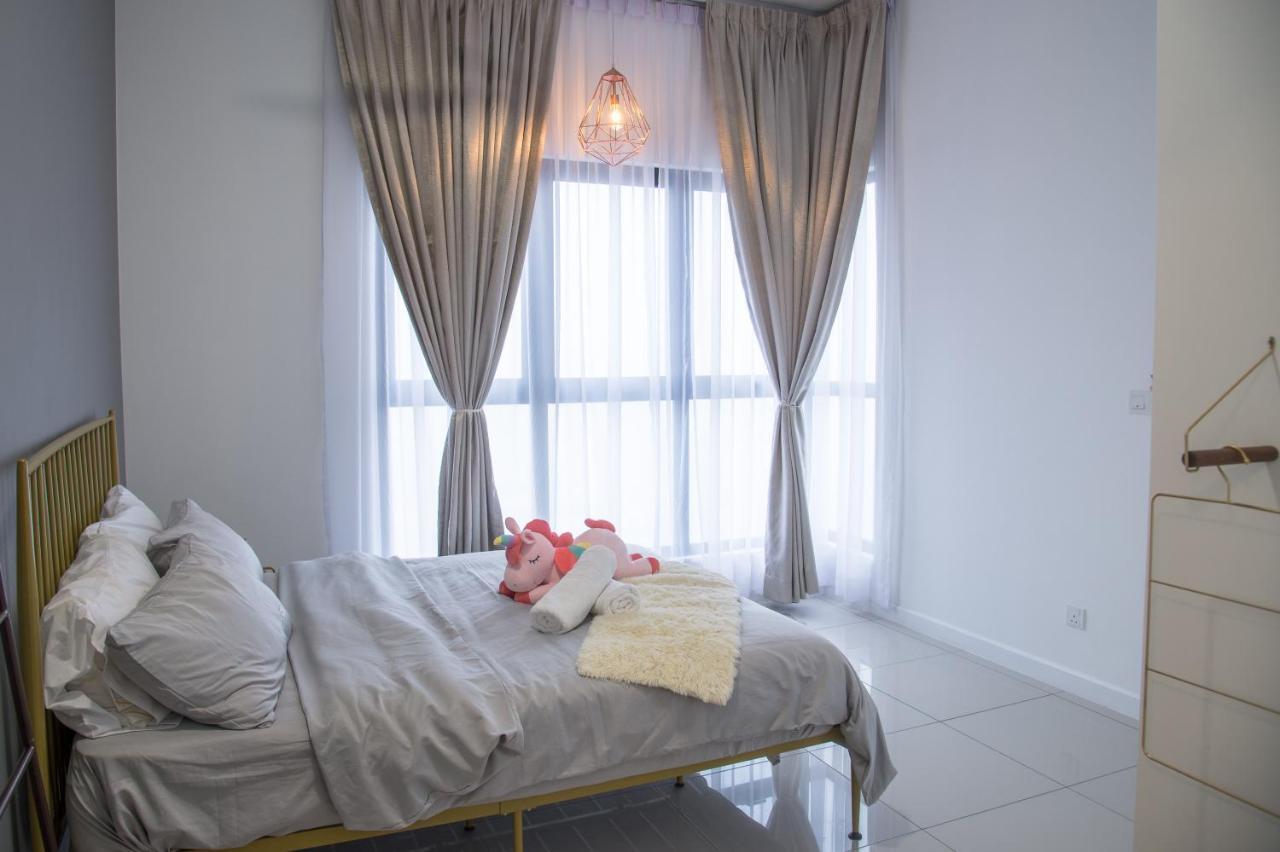 Le Pavillion Puchong By Widebed Upto 6Pax Apartman Kuala Lumpur Kültér fotó